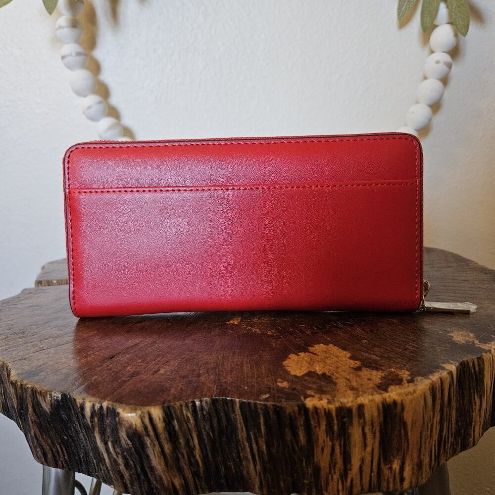 Coach x Peanuts Snoopy Wallet Red Vermillion F53773 Zip Around NWT Woodstock - Picture 8 of 16